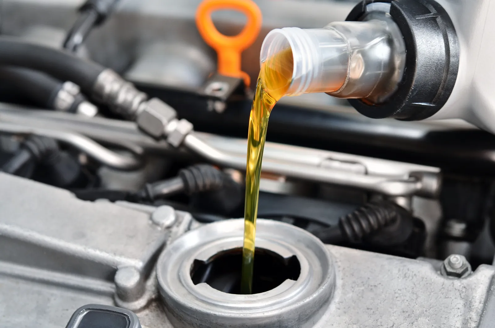 Fresh oil change accredited by Shell